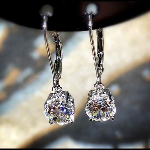 New 18k Water drop Shiny Dangle Earrings - Picture 6 of 7